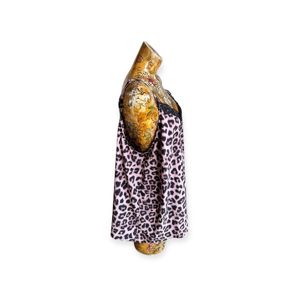TORRID top cami lace black animal pattern Sz 1 XL sleeveless - Picture 3 of 9